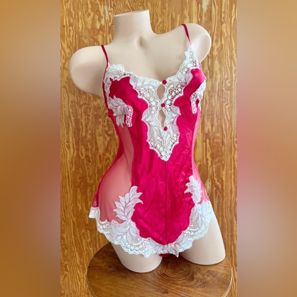 Victoria's Secret Other - ❌CLEARANCE❌ VTG Victoria’s Secret romper